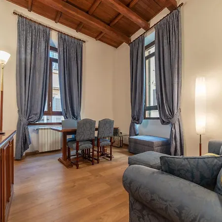 Appartamento Piazza Di Spagna Elegant Roma