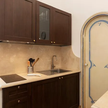 Apartament Guesthost - Piazza Di Spagna Elegant *